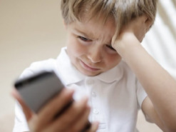 В українських школах покажуть документальні стрічки про булінг