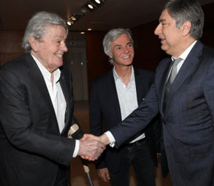 У Франції у рамках проєкту солідарності з Україною Ален Делон продекламував вірші Шевченка