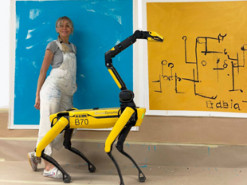 Художниця створює картини спільно із робопсом Boston Dynamics. Одну вже продали за $31,5 тисяч