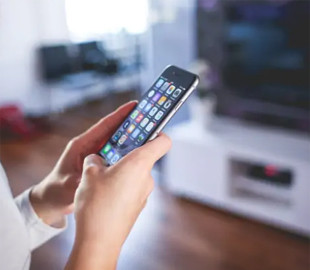 Батарея довше проживе: як користуватись смартфоном, щоб він служив роками