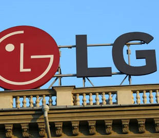 Презентация смартфона LG со скручивающимся экраном ожидается в начале весны