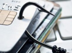 Перед святами шахраї виманили у хмельничан майже 90 тисяч гривень