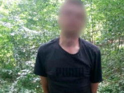 Вкрав телефон у хлопчика: у Чернівцях затримали грабіжника