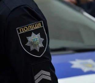 Житель Тернопільщини втратив 3000 гивень через те, що залишив свої банківські дані в мережі