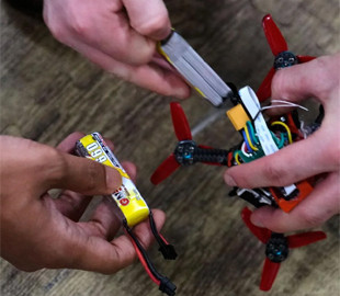 Американські розробники впровадили звукову навігацію у мікродрони