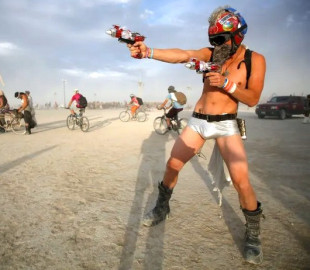 Вбивство на фестивалі Burning Man в Кремнієвій долині сколихнуло ІТ світ