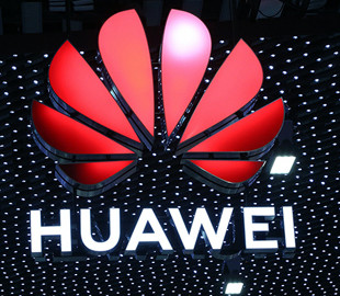 Huawei опровергла слухи о продаже флагманских брендов