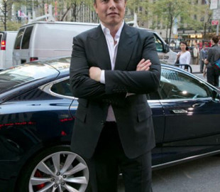 Tesla проведёт день открытых дверей на предприятии в Германии девятого октября