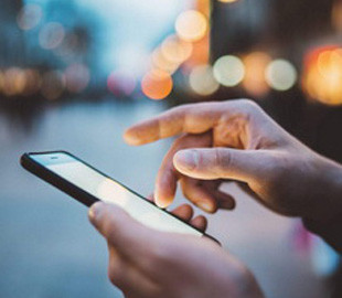 Рынку смартфонов прогнозируют падение второй год подряд