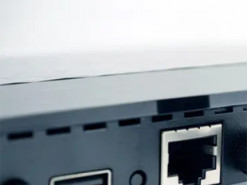 Не ігноруйте цей роз'єм: 6 корисних функцій USB-порта на вашому роутері