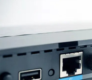 Не ігноруйте цей роз'єм: 6 корисних функцій USB-порта на вашому роутері