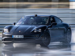 Электрический Porsche Taycan установил новый мировой рекорд