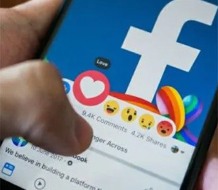 Працюють і на Samsung, і на iPhone: названо найпопулярніші додатки для будь-яких смартфонів