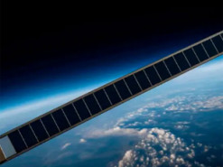 Німецька компанія планує створювати сонячні панелі в космосі