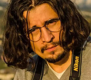 Журналісту і відеографу Миколі Пастуху підпалили двері квартири