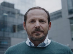 ЄС зняв санкції зі співзасновника «Яндекса» – «ізраїльського підприємця, який народився в Казахстані»