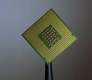 Виробництво чипів стрімко дорожчає – як це вплине на користувачів