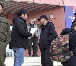 Залишились лише жінки: у Росії в одному з сіл мобілізували усіх чоловіків