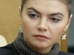 Кабаєва приїхала до Мінська: у Мережі обговорюють зовнішність коханки Путіна