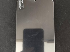 Экран загадочного смартфона Samsung Galaxy A8s оказался дырявым