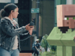 Microsoft показала мобильный Minecraft в дополненной реальности
