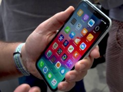Apple получила разрешение на продажу iPhone XR