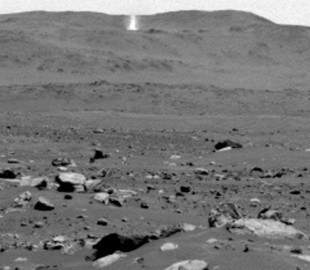 Марсохід Perseverance зняв на відео величезний марсіанський пиловий вихор