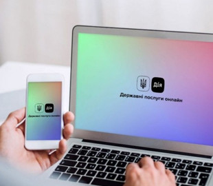 Влада думає над тим, як видати “тисячу Зеленського” громадянам без “Дії”