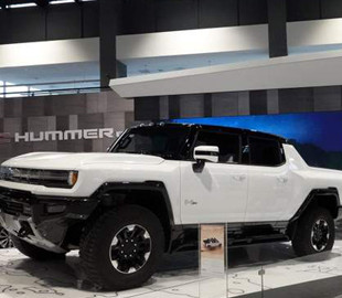 Черга на елетропікап Hummer розтягнулась на 17 років