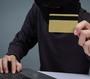 Інтернет-шахраї оформили на жінку кредити на 90 тисяч гривень