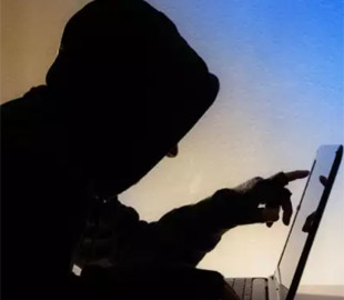 Хотіла купити авто: інтернет-аферисти ошукали жінку на 663 тисячі гривень