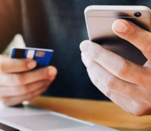 Правоохоронці викрили зловмисників, які ошукали людей на понад 200 тисяч гривень