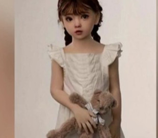 У Франції вимагають пояснень від платформи Shein через продаж секс-ляльок в образі дітей