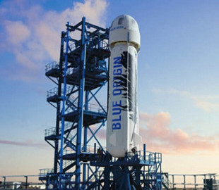 У Безоса анонсували "місячний" старт його корабля New Shepard