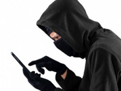 Телефонні шахраї представляються прокурорами та вимагають у людей гроші