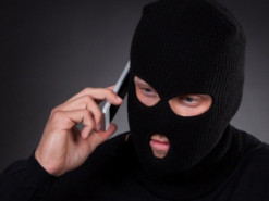 Телефонний шахрай ошукав жінку на 11 тисяч гривень