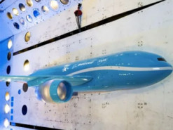 Довші та тонші. NASA і Boeing випробовують нові крила для економніших літаків