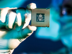 В 2021 году объем продаж микросхем достиг 555,9 млрд. долларов