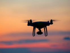 До 2030 року РФ планує мільйон операторів дронів: розвідка попереджає про мілітаризацію дітей