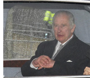 Король Чарльз III вирішив зробити свій розкішний автопарк "зеленим"