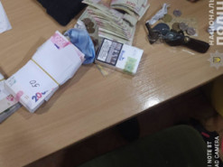 На Дніпропетровщині чоловік пограбував ломбард і витратив гроші на інтернет-розваги