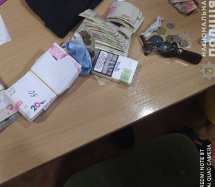 На Дніпропетровщині чоловік пограбував ломбард і витратив гроші на інтернет-розваги