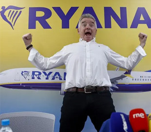 Ryanair тролить Маска в його ж соцмережі: авіакомпанія назвала мільярдера "ідіотом"