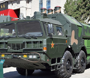 Китай показав "клон" радянського ракетного комплексу РК-55 "Рельєф" з дальністю 2000 км