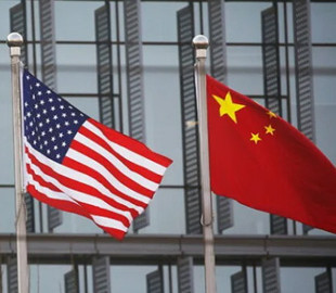 Щоб перемогти Китай, США мають перестати діяти, як їх суперник – ЗМІ