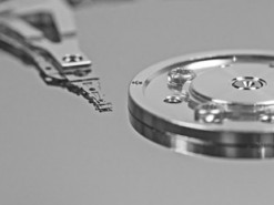 Продажи жёстких дисков Western Digital падают