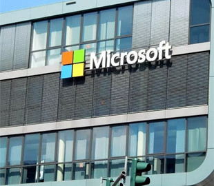 Microsoft потратила на покупку новых компаний больше, чем Facebook и Google