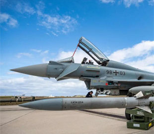 Німецькі розробники інтегрували новітню систему РЕБ Arexis у винищувачі Eurofighter Typhoon