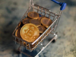 Итальянский супермаркет начал принимать к оплате биткоины