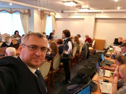 Народный депутат: мы ломаем копья над законопроектами об электронных коммуникациях